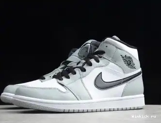 LIGHT SMOKE 1 GREY JORDAN MID AIR 0519
